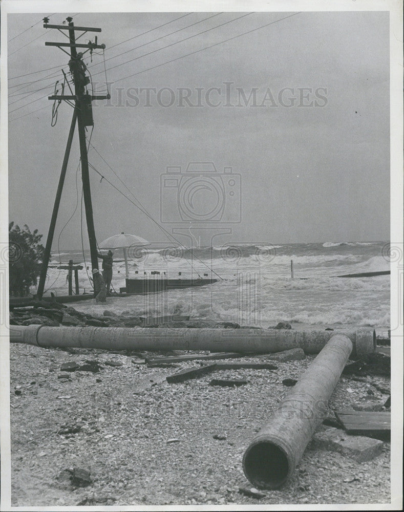 Press Photo sunset beach sewer pipe - Historic Images