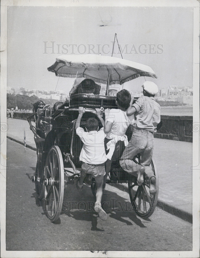 1959 Press Photo Children in Naples. - Historic Images