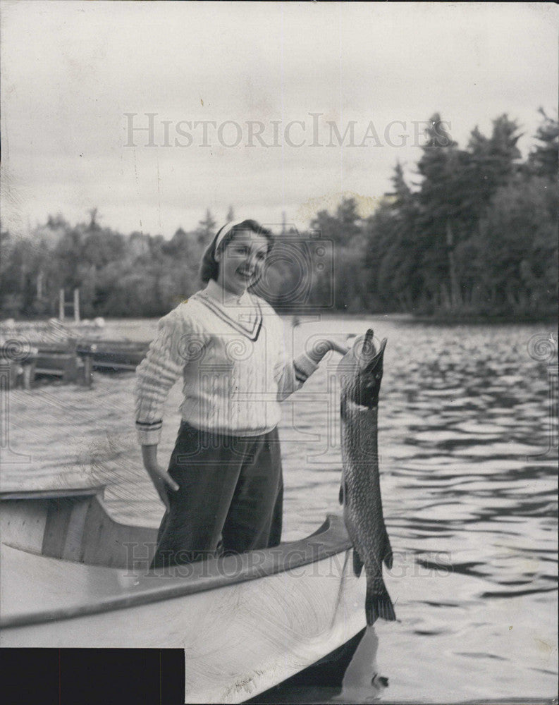 1957 Press Photo Fishing - Historic Images