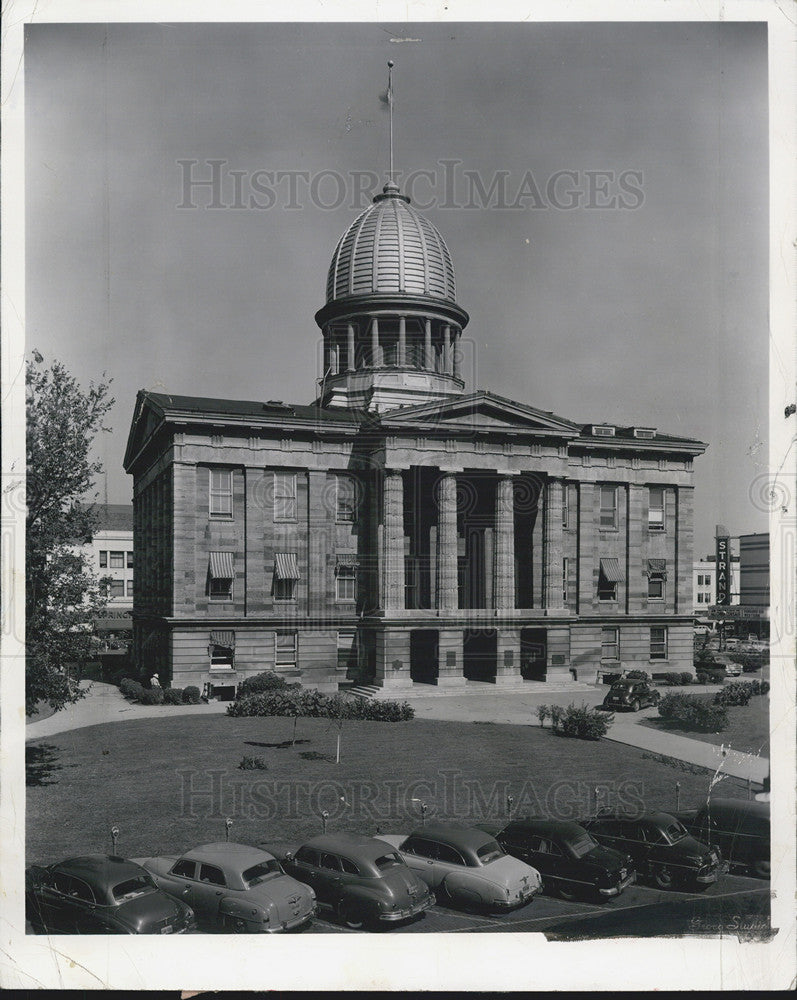 1958 Press Photo of the Sangamon County Courthouse in Illinois - Historic Images