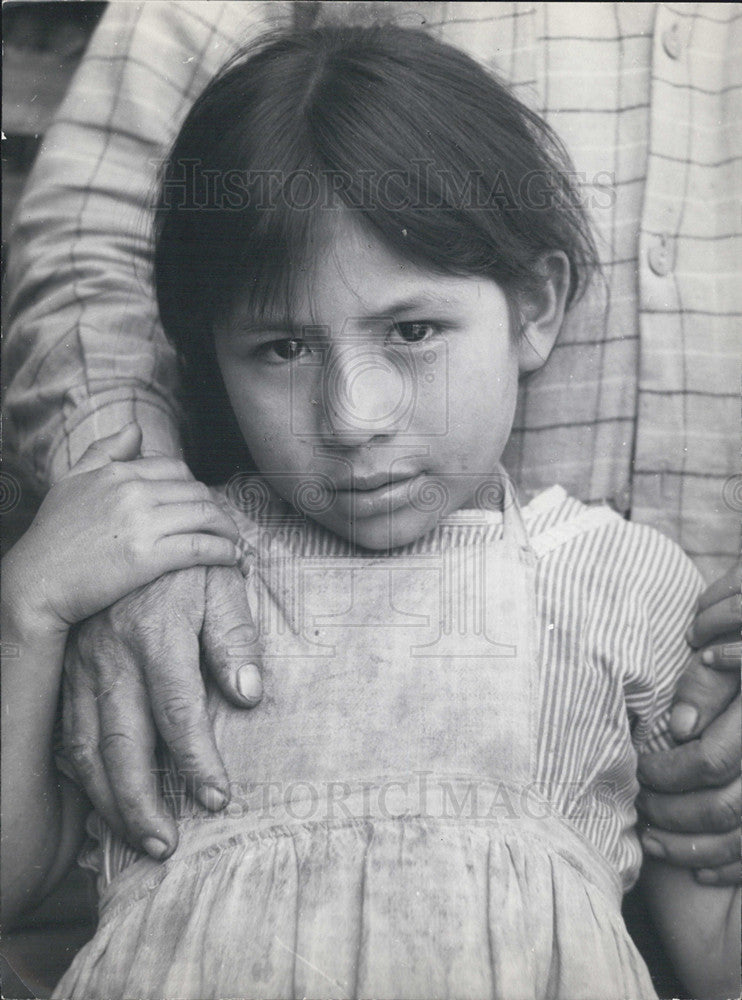 Press Photo Peruvian girl - Historic Images