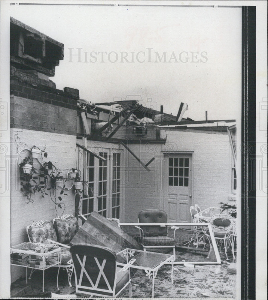 1968 Press Photo Plush homes ripped by winds in Ponte Verda Beach - Historic Images