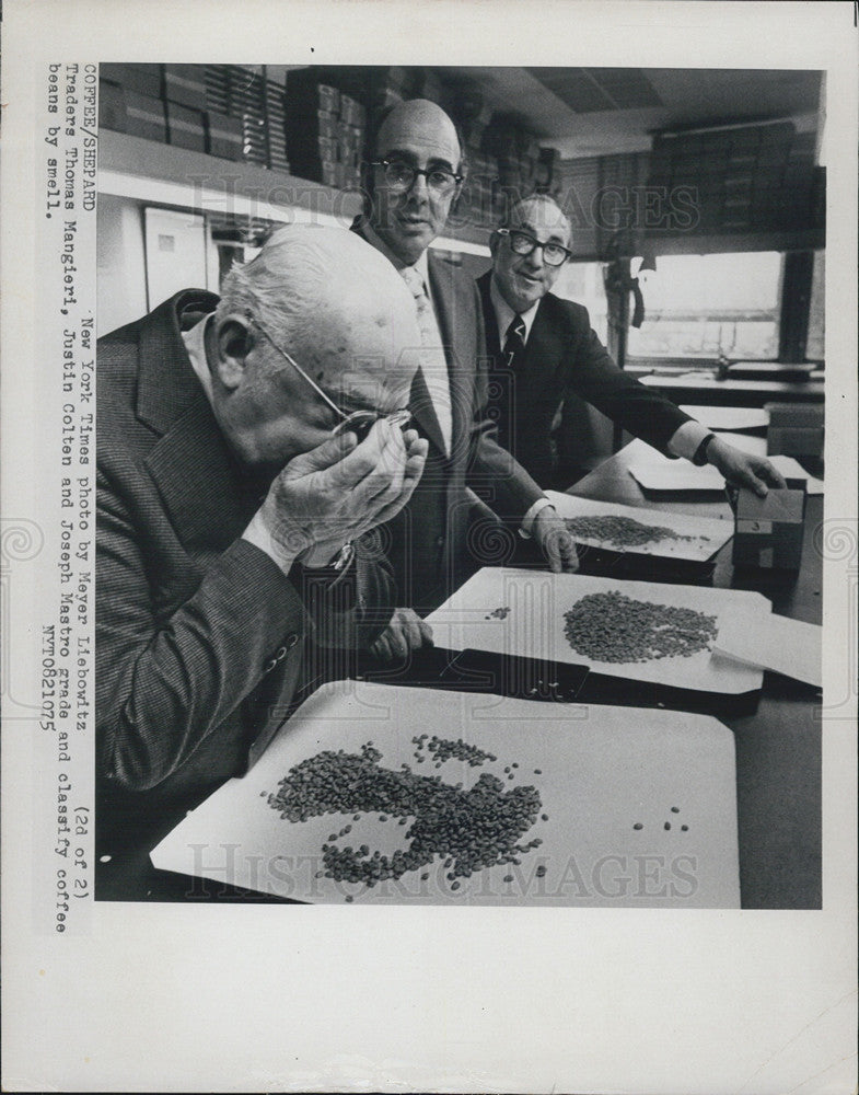 1975 Press Photo Traders Thomas Mangieri, Justin Colten and Joseph Mastro - Historic Images