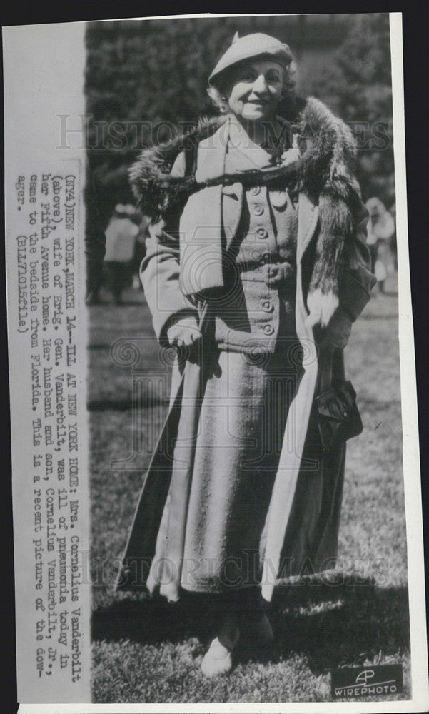 1936 Press Photo Mrs. Cornelius Vanderbuilt New York Pneumonia - Historic Images