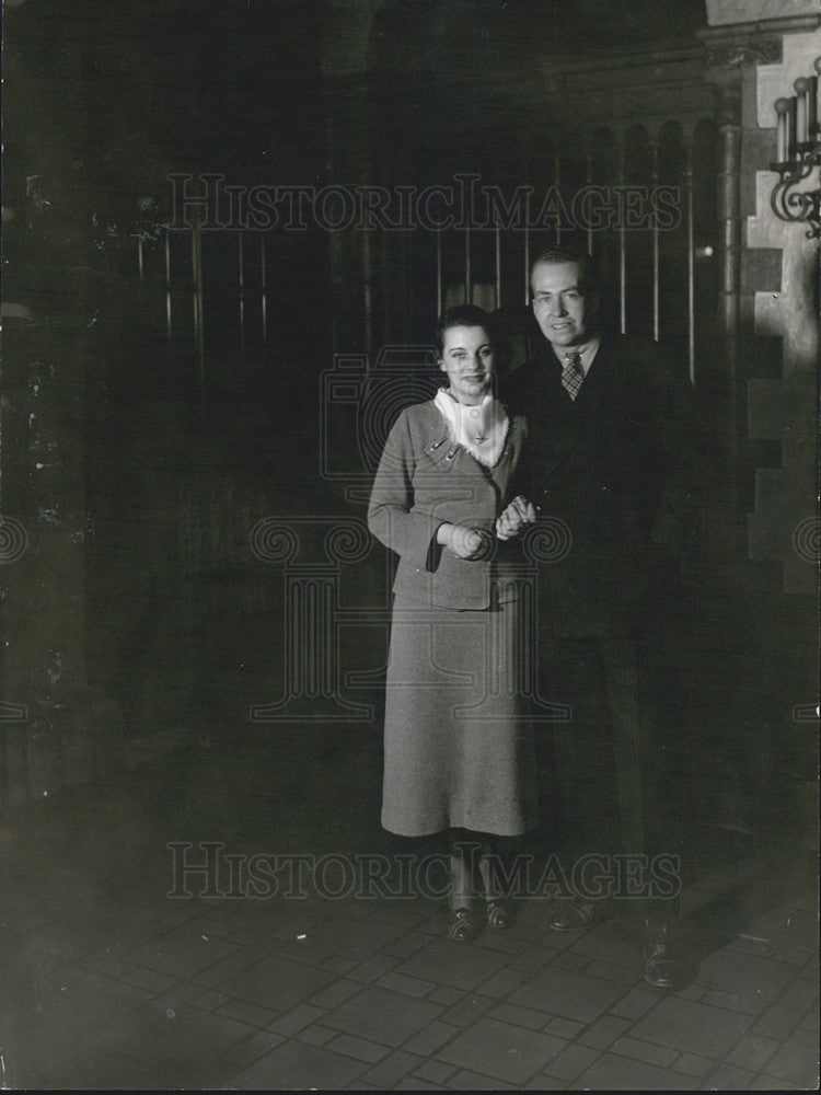 1935 Press Photo Cornelius Vanderbilt Jr. bride - Historic Images