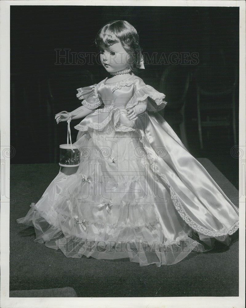 1952 Press Photo Rosebud Trimmed Debut Gown of White Satin on Sweet Sue Doll - Historic Images