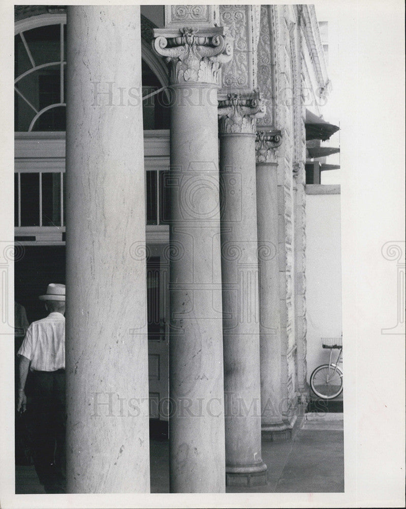 1967 Press Photo Columns Post Office Downtown St. Petersburg Florida - Historic Images