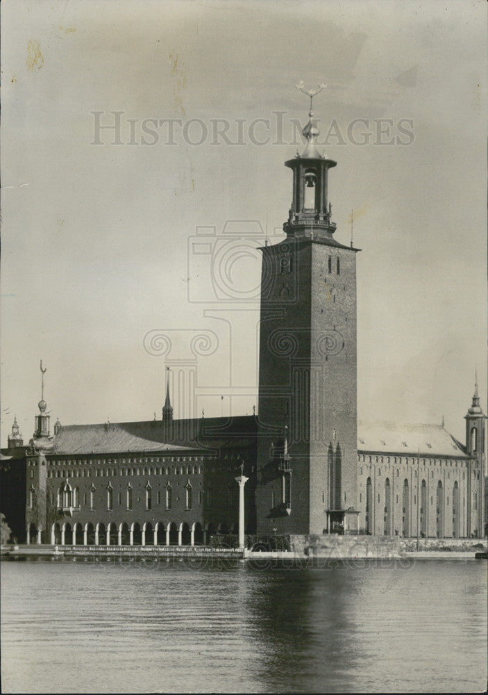 1952 Press Photo of Stockholm City hall, stands in Baltic Sea, Sweden. - Historic Images