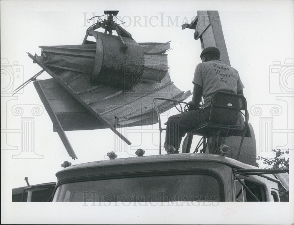 1969 Press Photo One of Four Trash Trucks at Tornado Scene - Historic Images