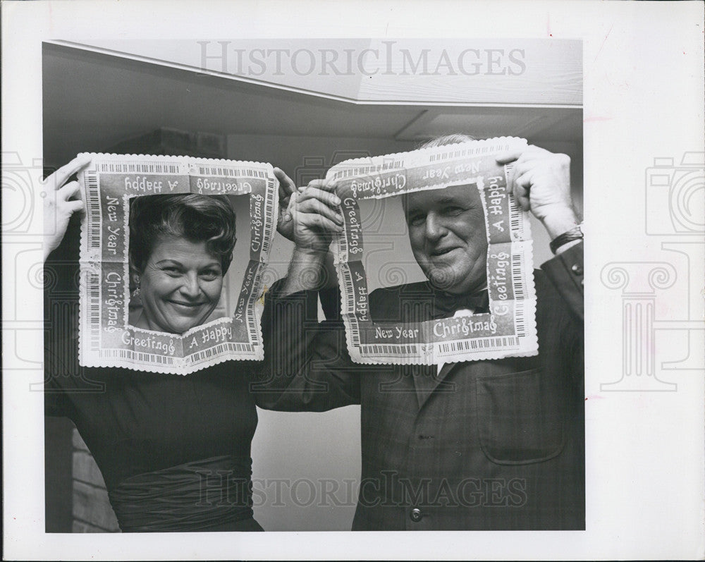 1964 Press Photo Squires Club New Years Eve Ball - Historic Images