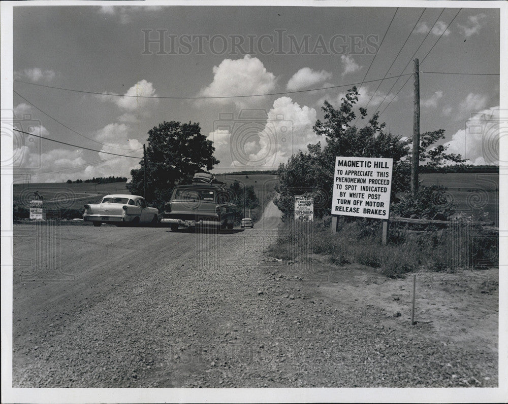 1965 Press Photo Magnetic Hill near Monetom New Brunswick - Historic Images