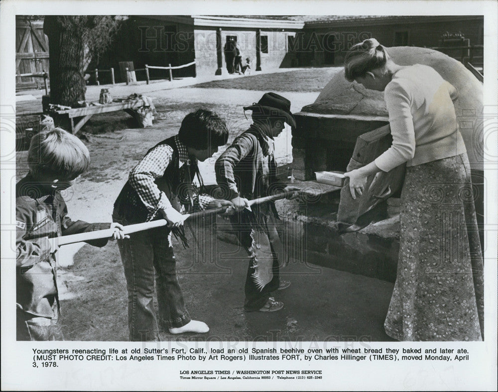 1978 Press Photo Children Reenacting Life in the Old Days at Sutter's Fort Cali - Historic Images