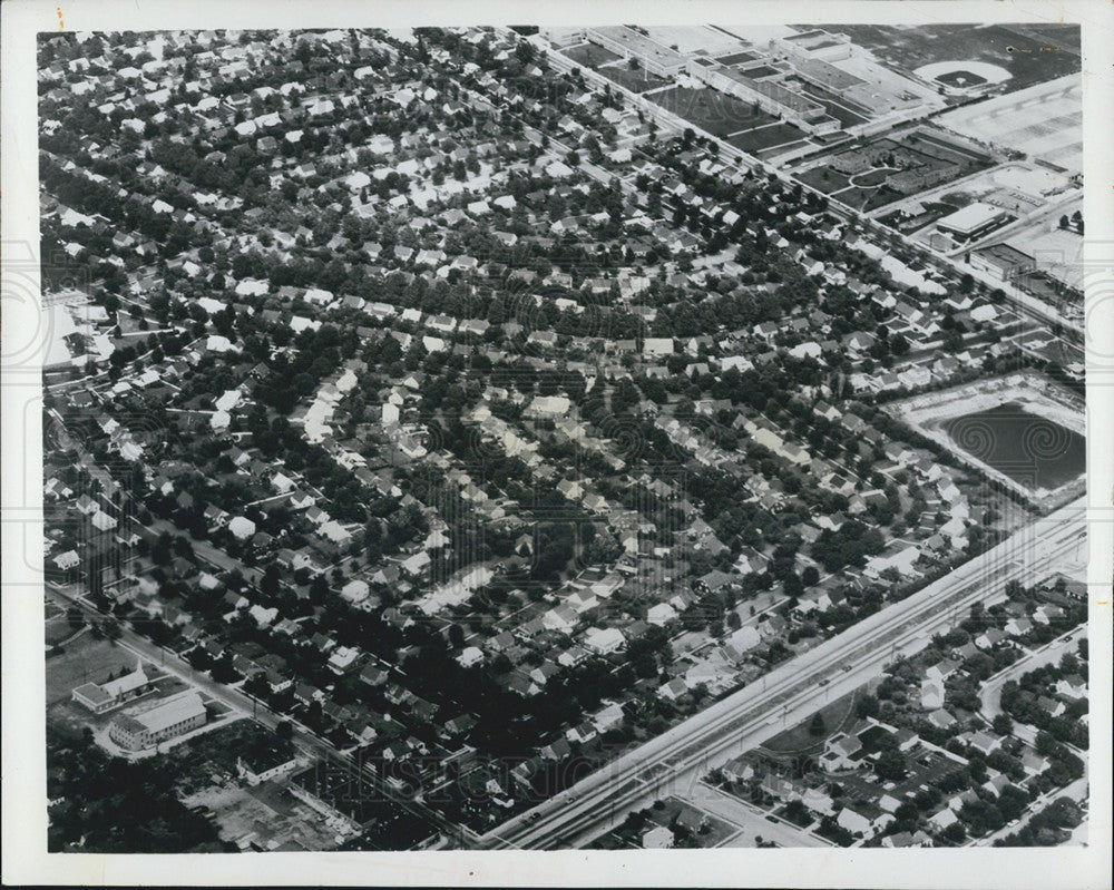 1972 Press Photo New York Remodeling and Expansion of Homes - Historic Images