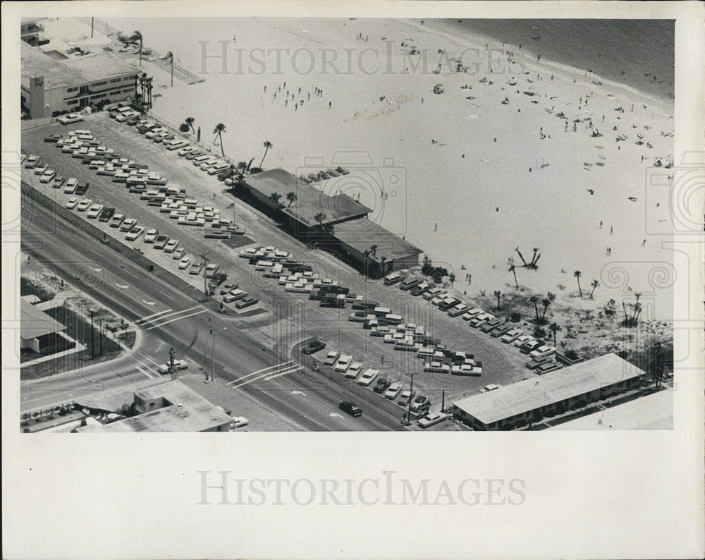 1965 Press Photo aerial view Municipal Beach Treasure Island - Historic Images