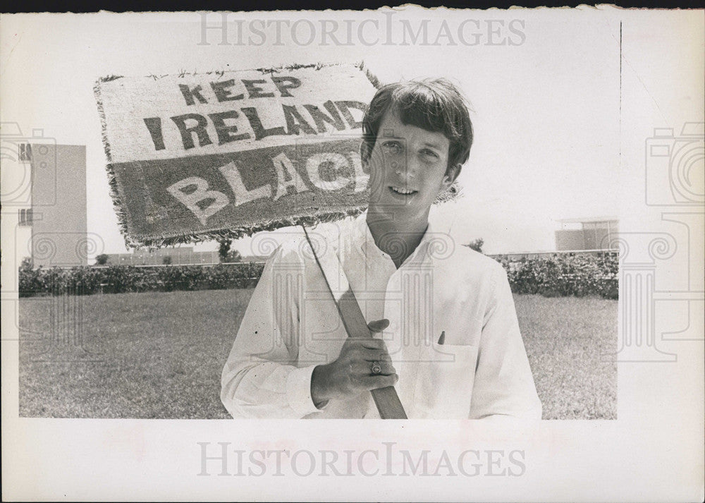 1967 Press Photo Student Leaders at USF Score &#39;War&#39; By Kirk - Historic Images