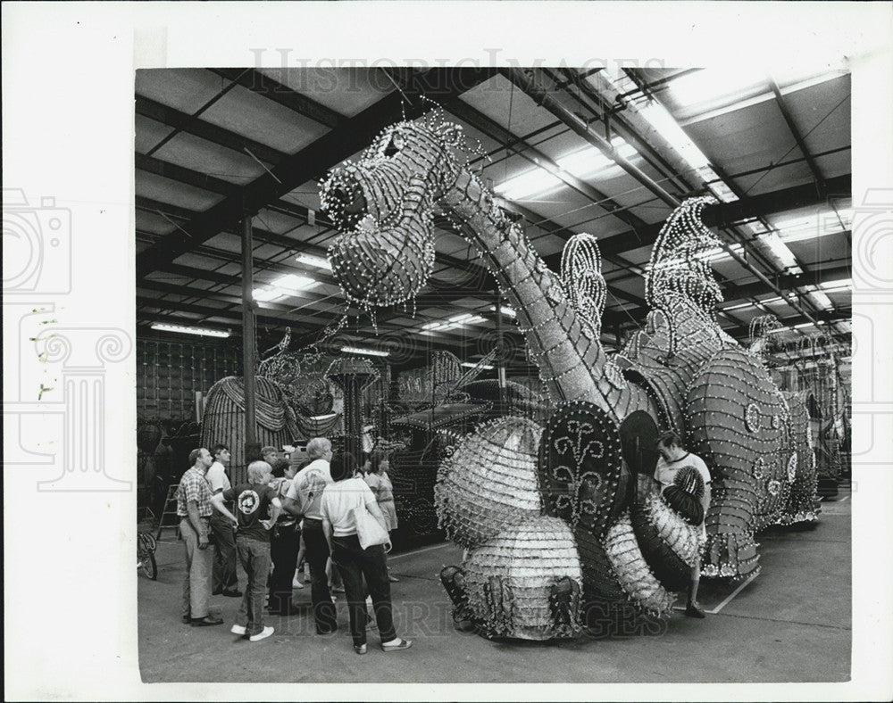 1985 Press Photo Walt Disney Behind-The -Scenes Tour-Pete's Dragon - Historic Images