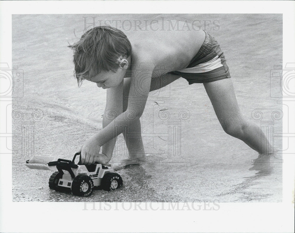 1990 Press Photo Patrick Herbert, Clearwater Beach - Historic Images