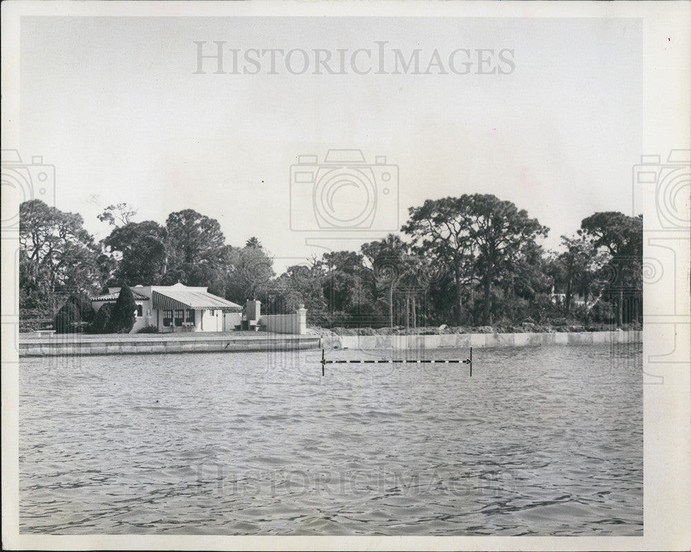 1966 Press Photo House on Boca Ciega Bay, St. Petersburg, Florida - Historic Images