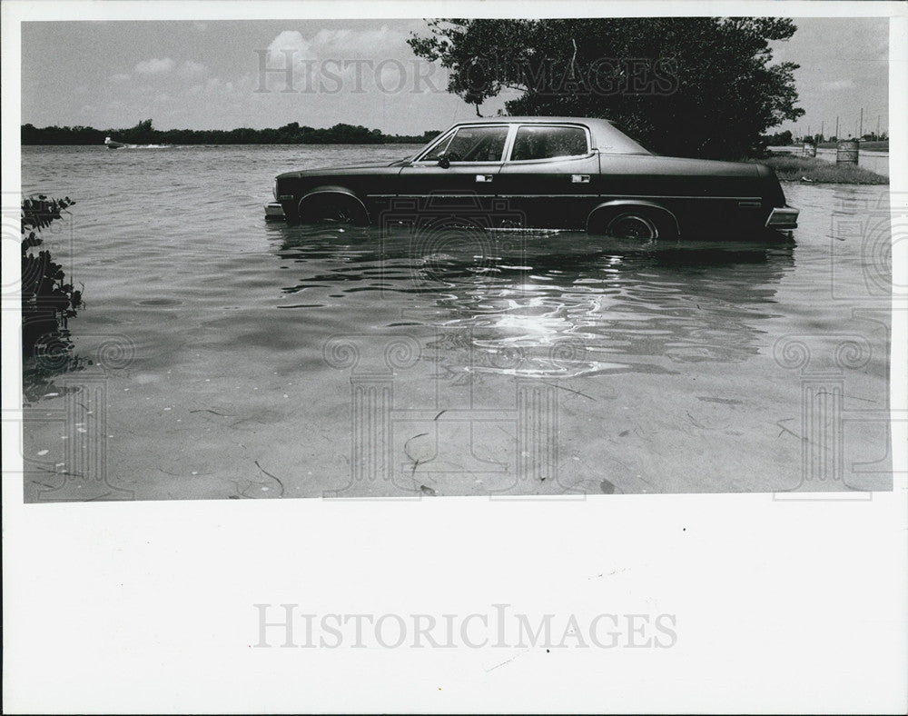 1998 Press Photo Gandy Boulevard, Parking, High Tide - Historic Images