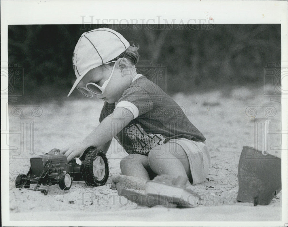 1982 Press Photo Erick French, Indian Rocks Beach - Historic Images