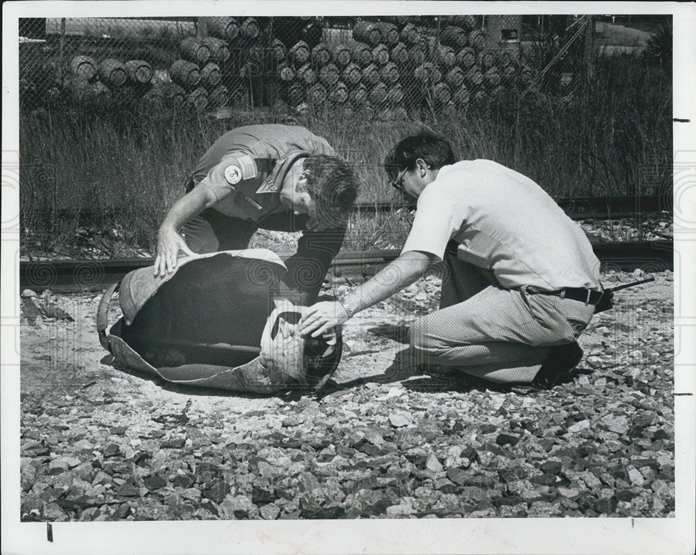 1980 Press Photo Explosion Rocks Propane Gas Company - Historic Images