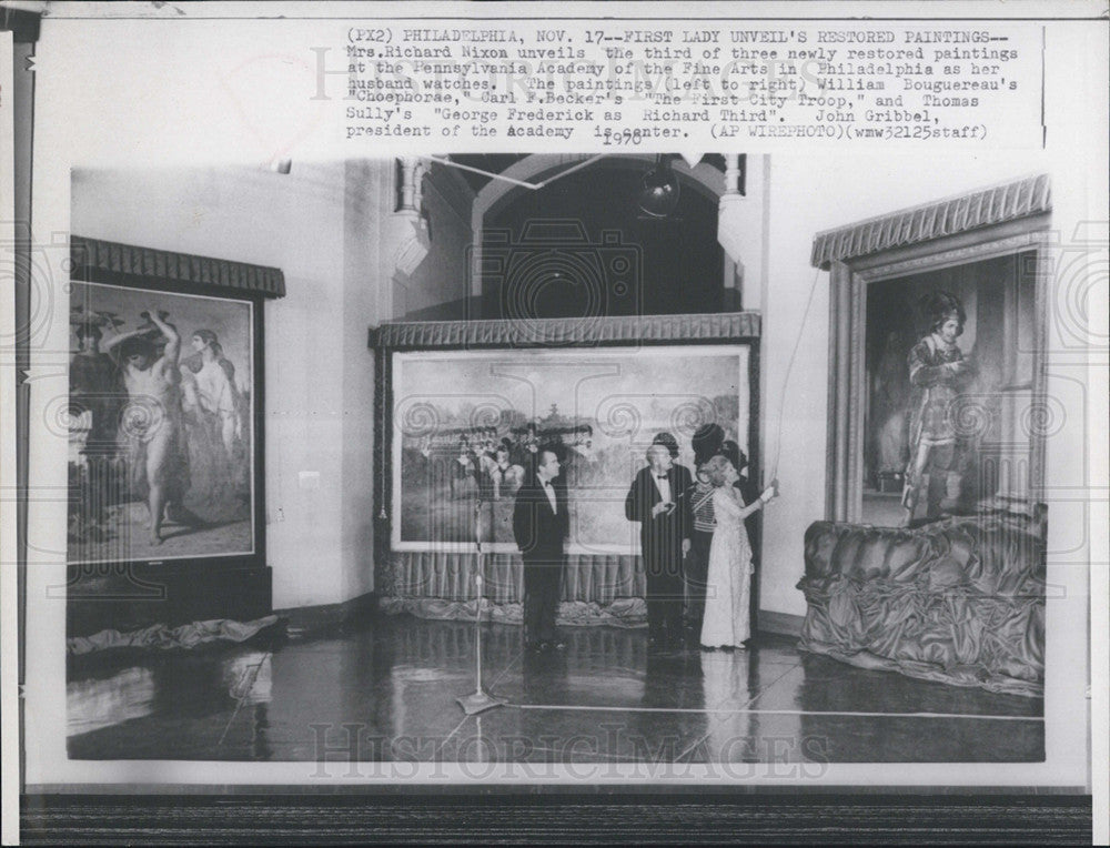 1970 Press Photo Mrs. Richard Nixon Unveils restored paintings - Historic Images