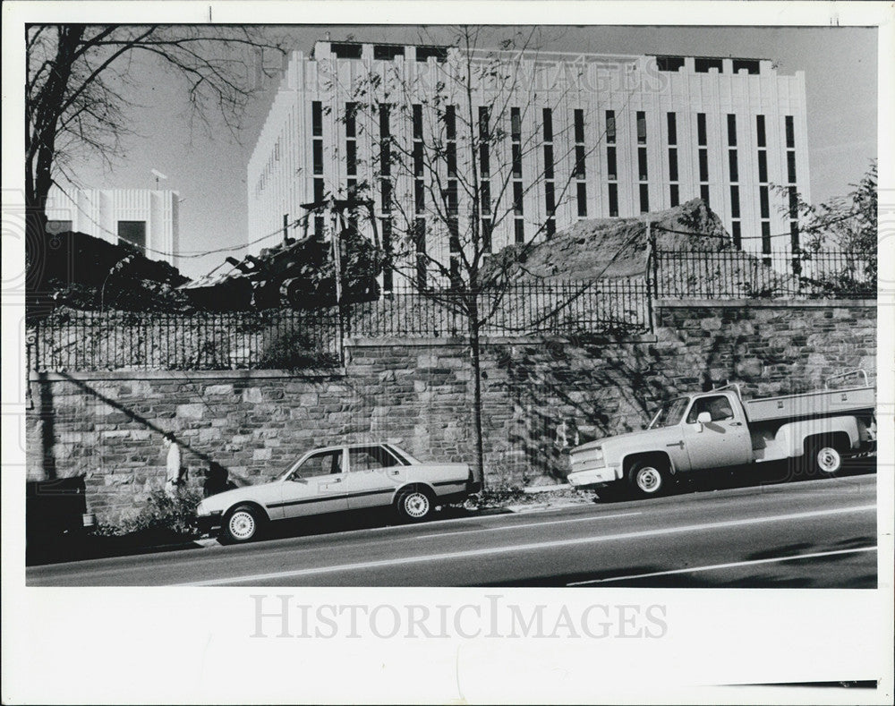 1994 Press Photo Soviet Embassy - Historic Images