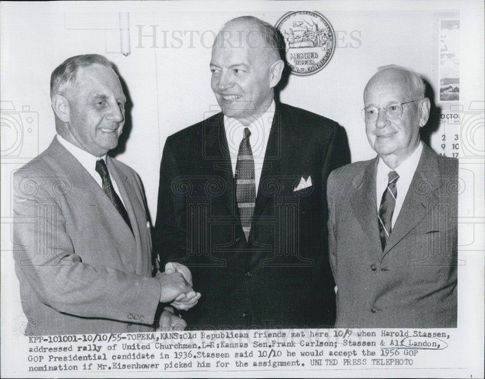 1955 Press Photo Three Friends Greet Rally United Churchmen Topeka Kansas - Historic Images