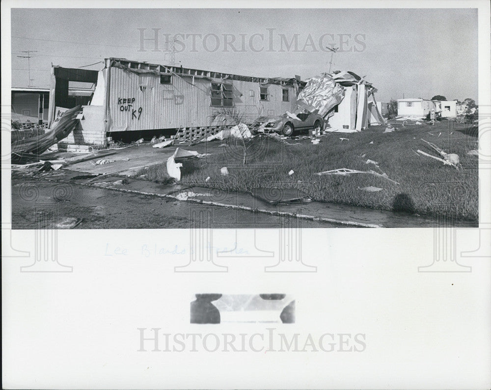 1976 Press Photo Tornado Damage, Pinellas County - Historic Images