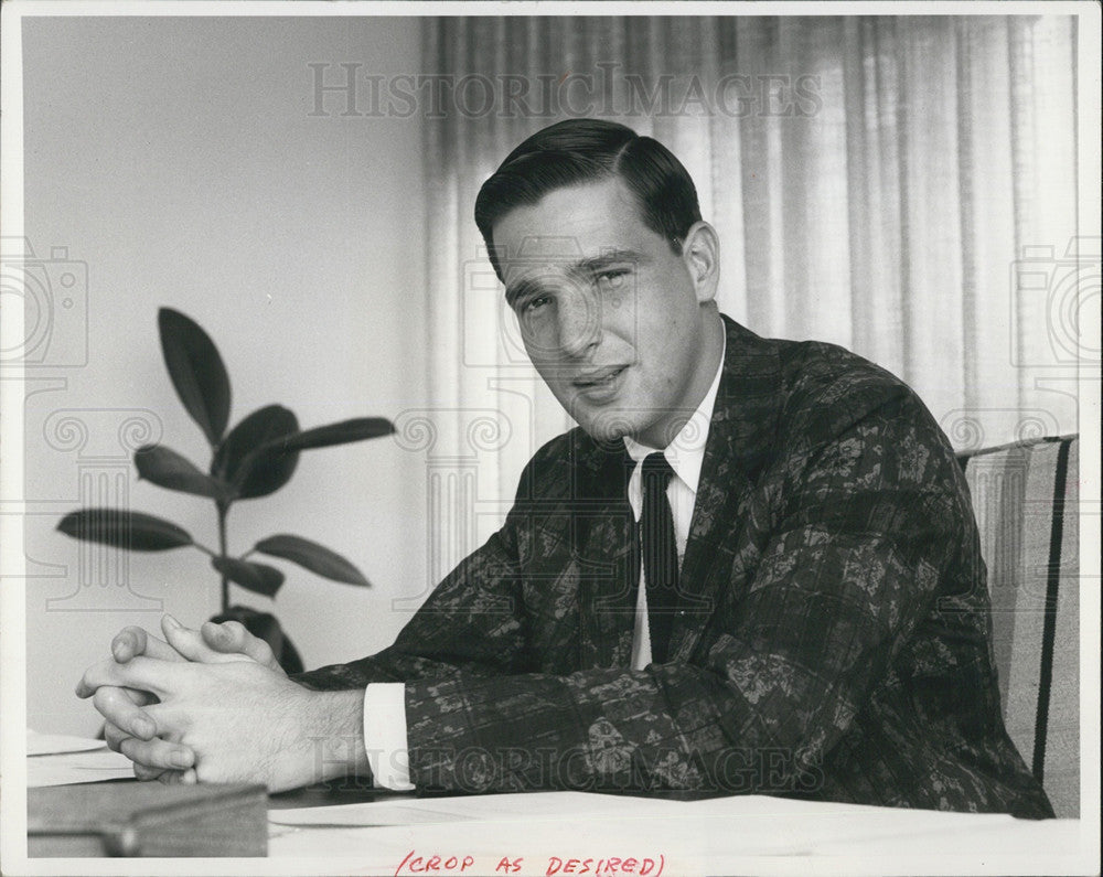 1966 Press Photo Advertising Agency Businessman Gary D. Landis - Historic Images