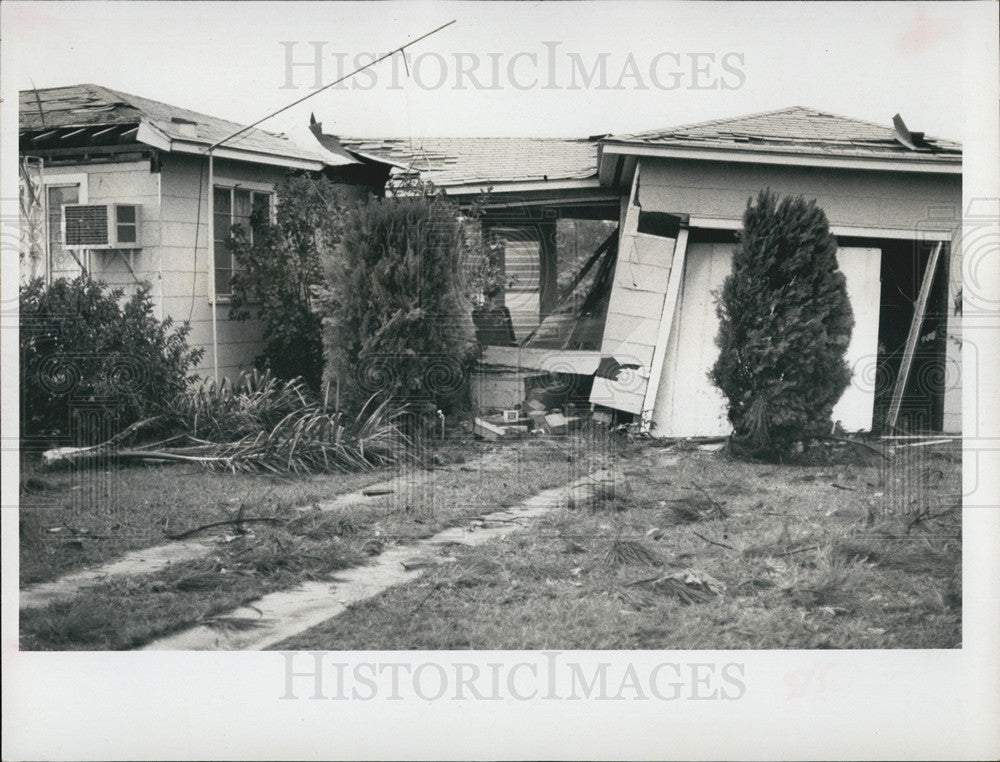 1969 Press Photo Tornado Damage, Pinellas County - Historic Images