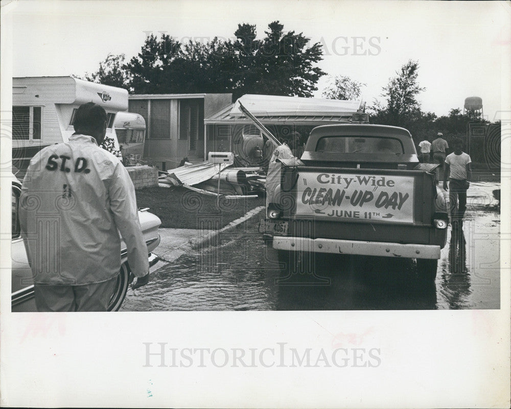 1966 Press Photo Tornado Damage Pinellas County Trailer Park Florida - Historic Images