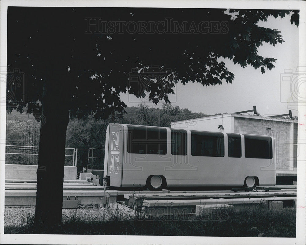 1965 Press Photo Bus Transport For Tampa Airport - Historic Images