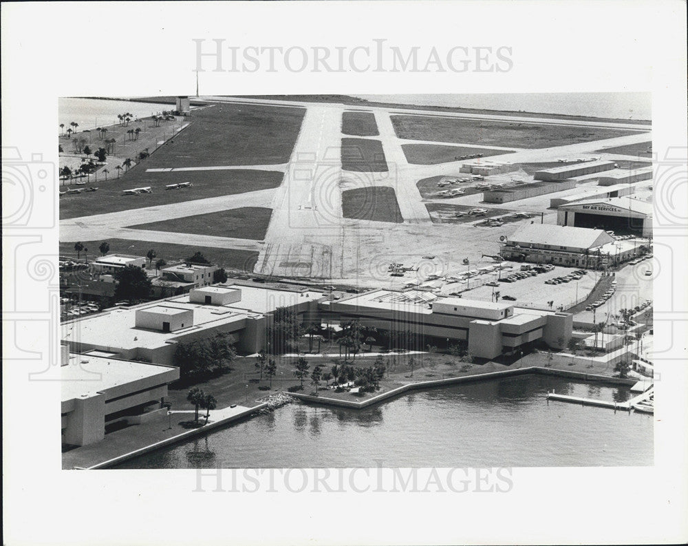 1984 Press Photo Aerial View Albert Whitted Municipal Airport St. Petersburg - Historic Images