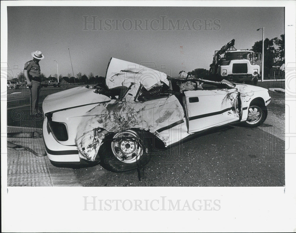 1986 Press Photo Elizabeth Nelson in critical condition after car crash with - Historic Images