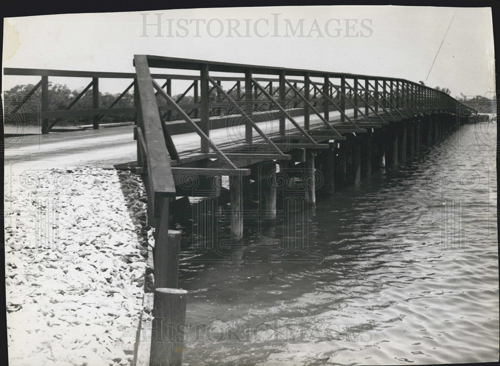 Press Photo Weedon Island Bridge. - Historic Images