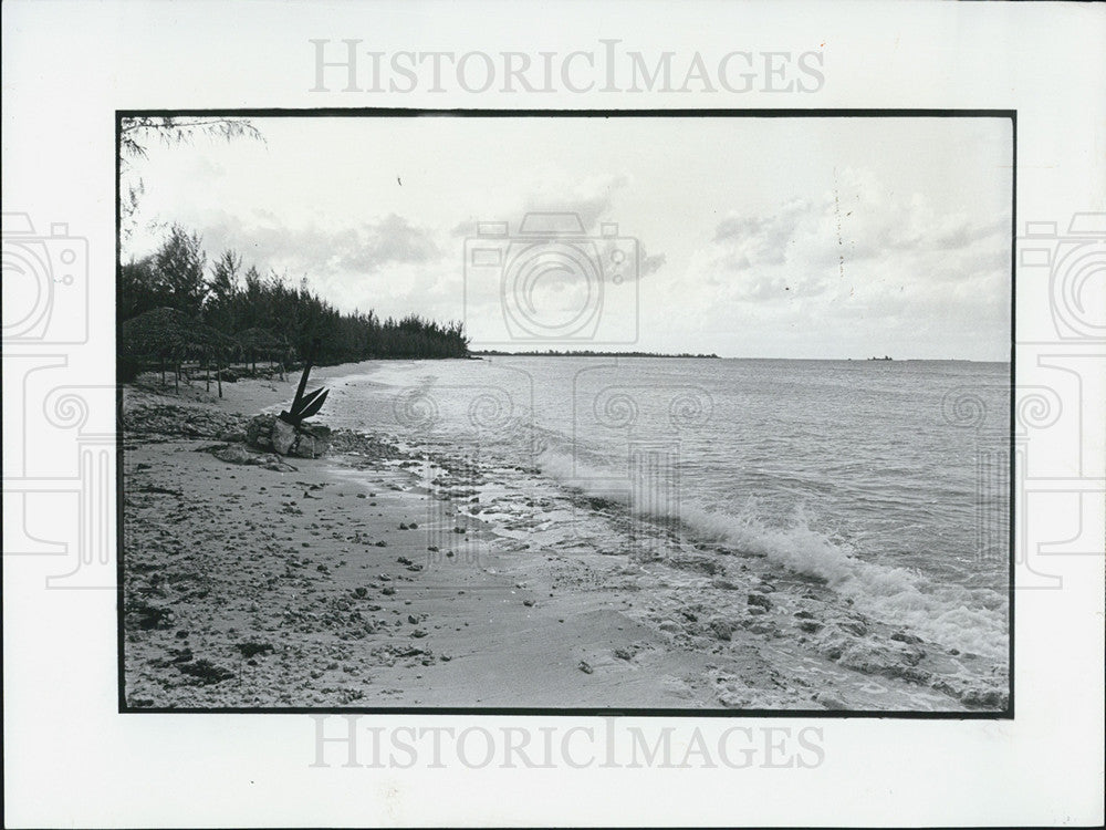 Press Photo Evans Bay, Bahamas. - Historic Images