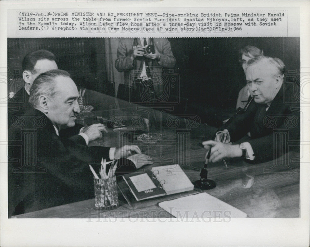 1966 Press Photo British Prime Minister Harold Wilson meets with Anastas Mikoyan - Historic Images