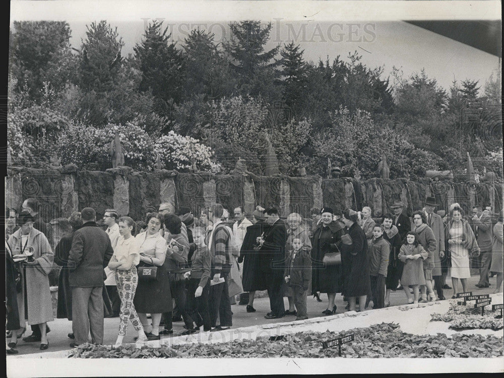 1962 Press Photo Chicago World Flower Garden Show Reproduction Tivoli Gardens - Historic Images