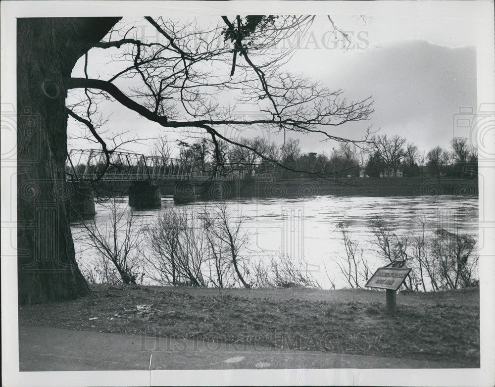 1951 Press Photo New Jersey Side Delaware River George Washington Crossing Park - Historic Images