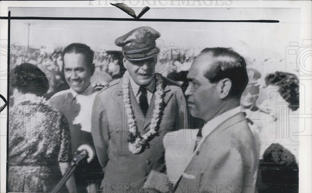 1961 Press Photo General Douglas MacArthur Philippine President Carlos Garcia - Historic Images