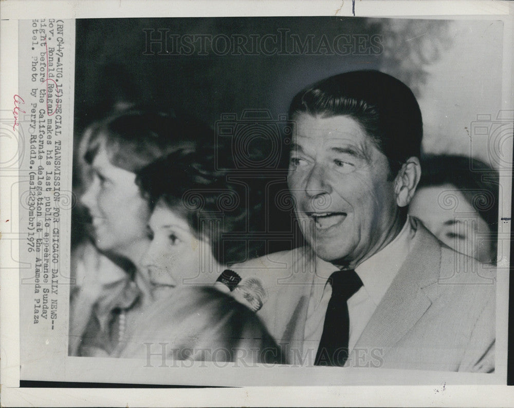 1976 Press Photo Gov Ronald Raegan Making Last Public Appearance Before CA - Historic Images