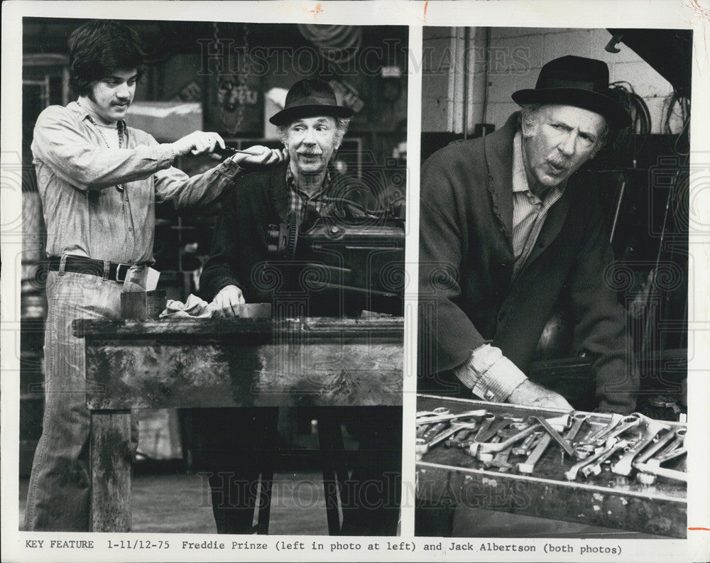 Press Photo COPY Freddie Prinze And Jack Albertson In Chico And The Man - Historic Images