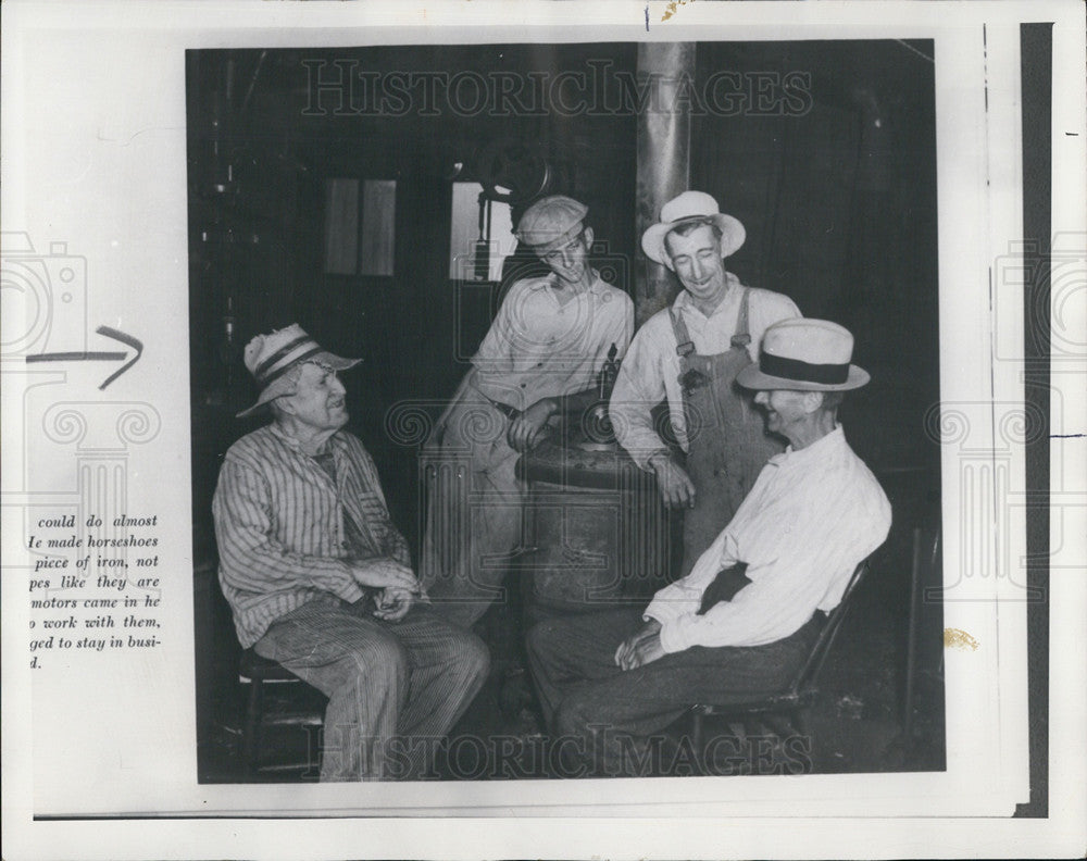 1974 Press Photo Picture From Farm Town A Memoire From 1930&#39;s By Grant Heilman - Historic Images