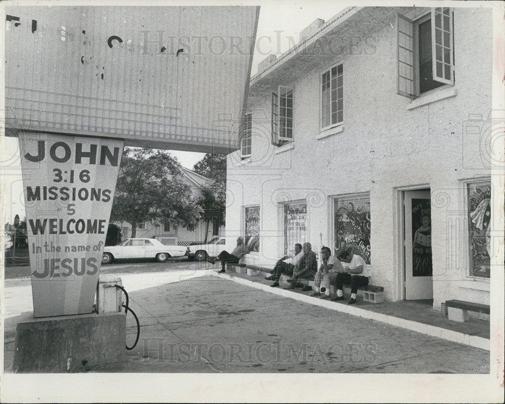 1972 Press Photo John 3:16 Missions St. Petersburg Florida Building - Historic Images