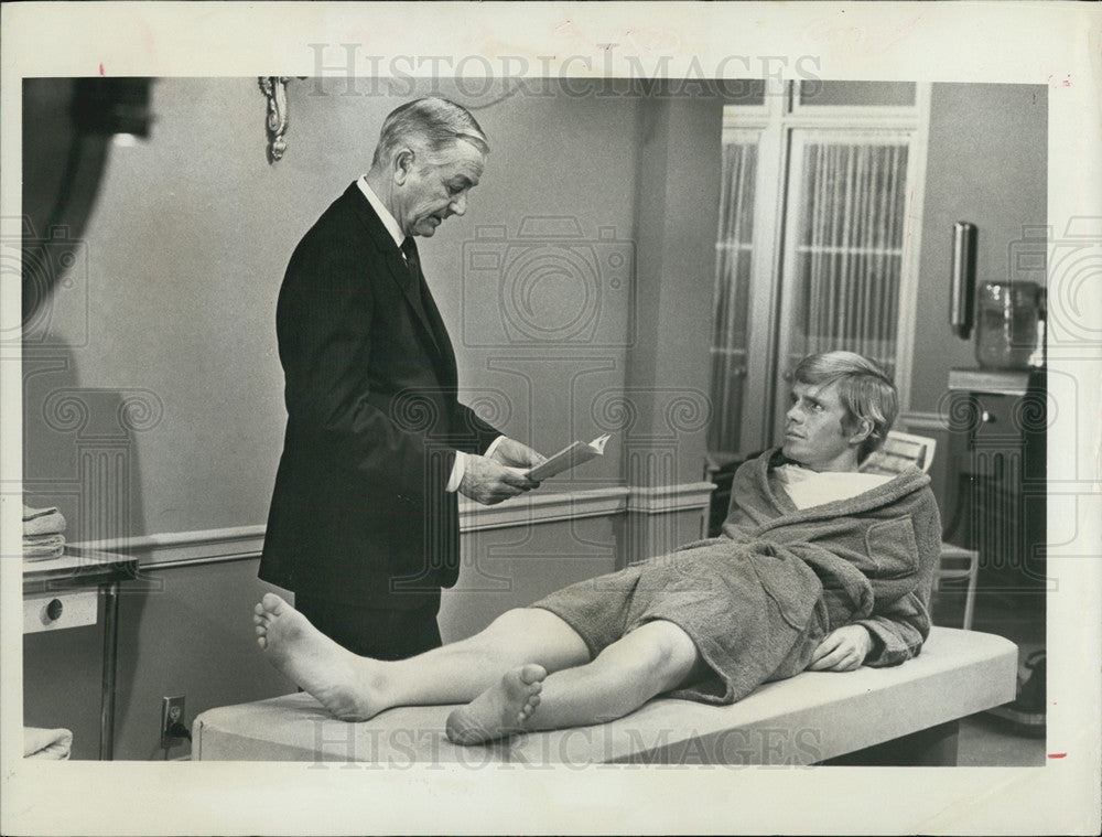 Press Photo Dr. Marcus Welby in Diagnosis:Fear - Historic Images