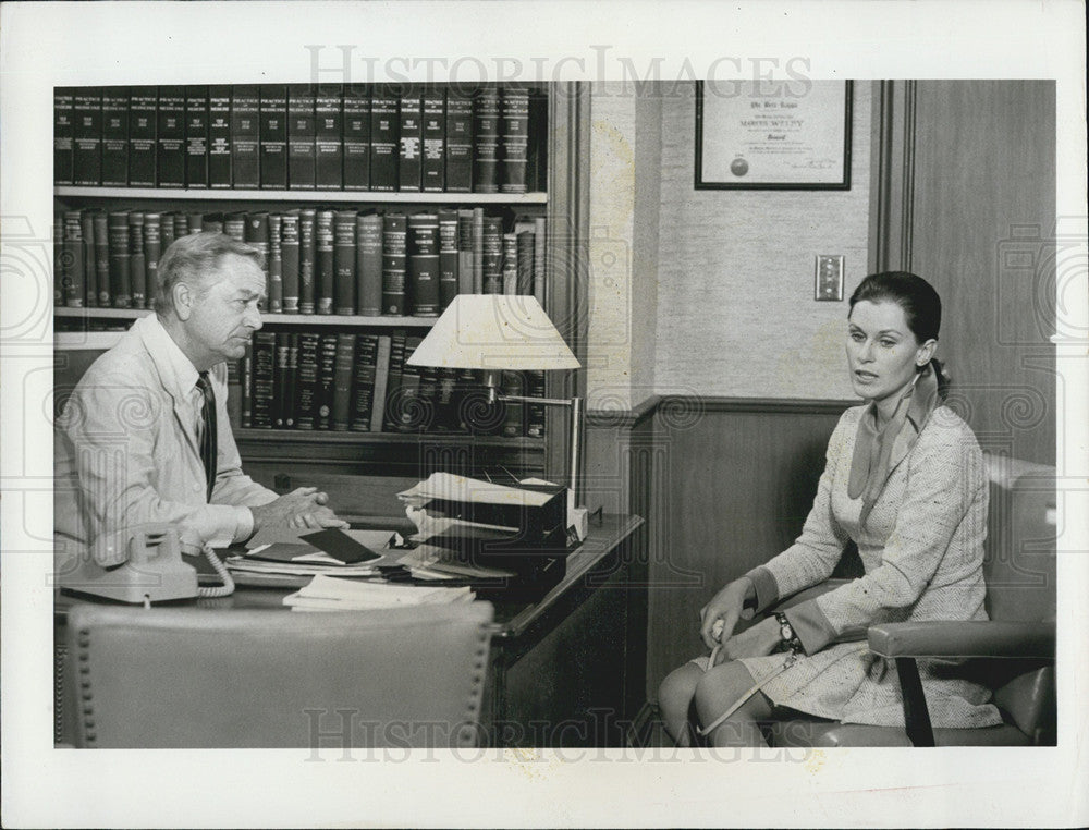 1970 Press Photo Robert Young and Ruth Adams in Marcus Welby, M.D. - Historic Images