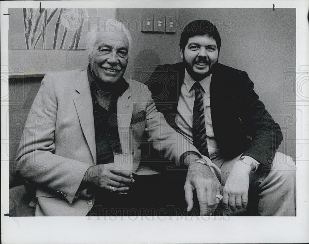 1984 Press Photo Cesar Romero Actor Dow Sherwood Showboat Founder - Historic Images