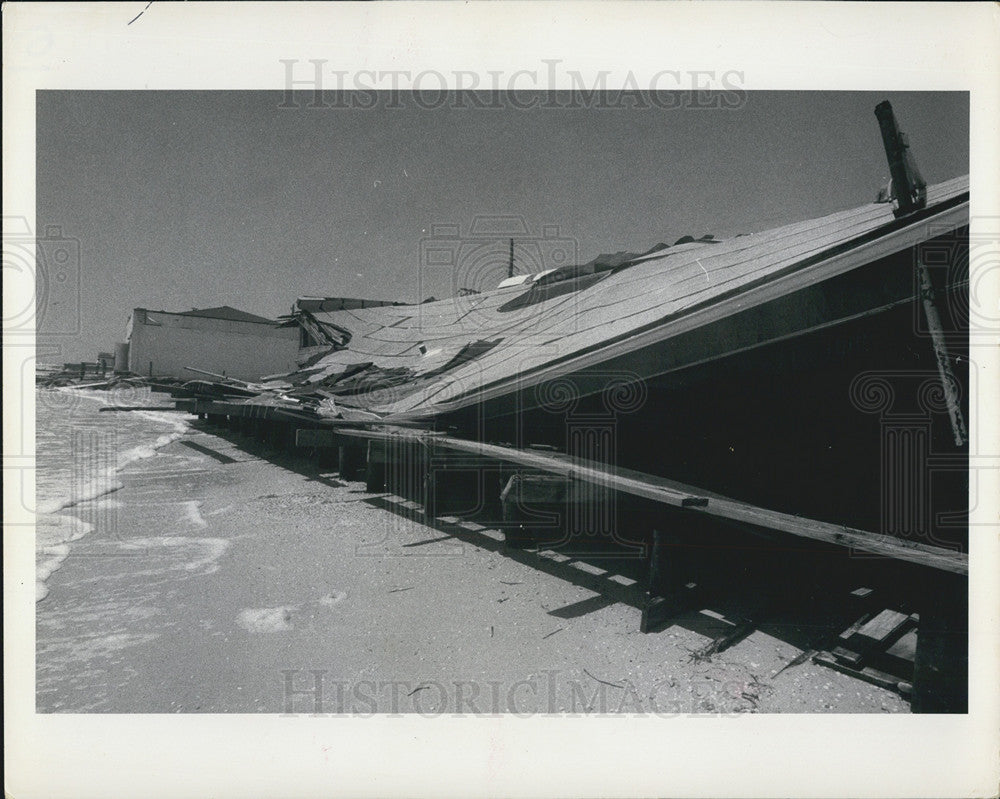 Press Photo Hurricane Flattens Restaurant - Historic Images