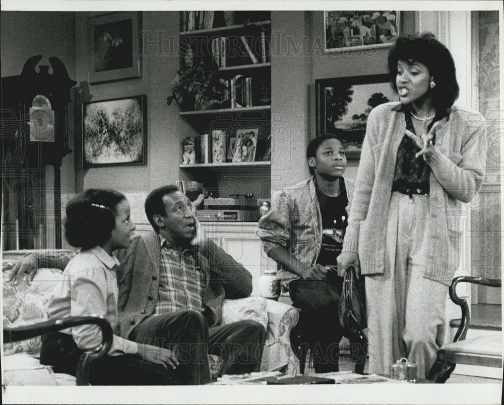 1985 Press Photo Tempestt Bledsoe/Bill Cosby/Malcolm Jamal Warner/Phylicia Allen - Historic Images